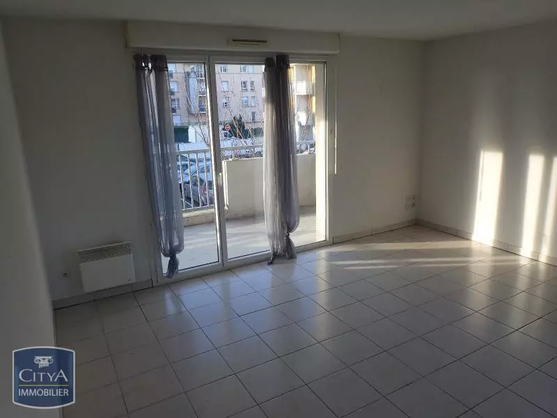 Illustration pour Appartement 2 pièces 45.41m² Photo Appartement 2 pièces 45.41m²