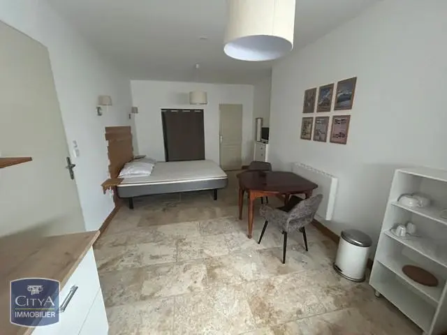 Photo 2 Appartement 1 pièce 23.5m²