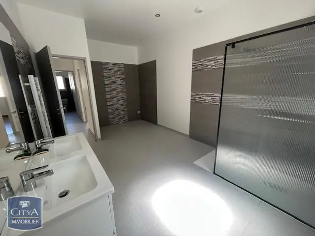 Photo 8 Maison 4 pièces 125m²