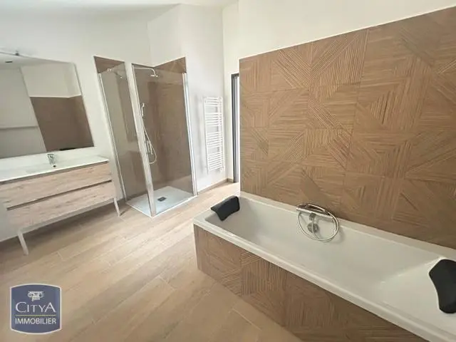 Photo 15 Maison 5 pièces 143.6m²