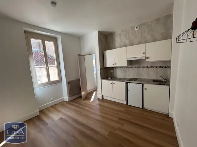 Photo 1 Appartement 1 pièce 19.77m²