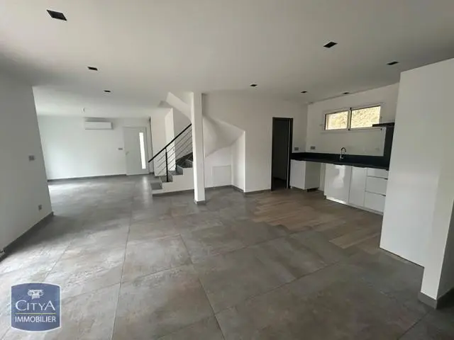Photo 3 Maison 5 pièces 143.6m²
