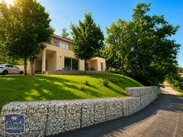 Photo 2 Maison 5 pièces 143.6m²