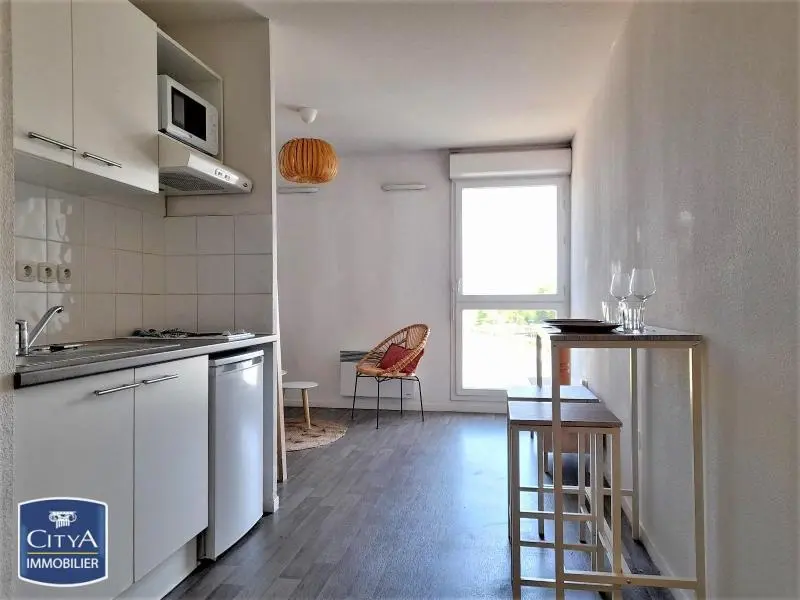 Photo 1 Appartement 1 pièce 23.2m²