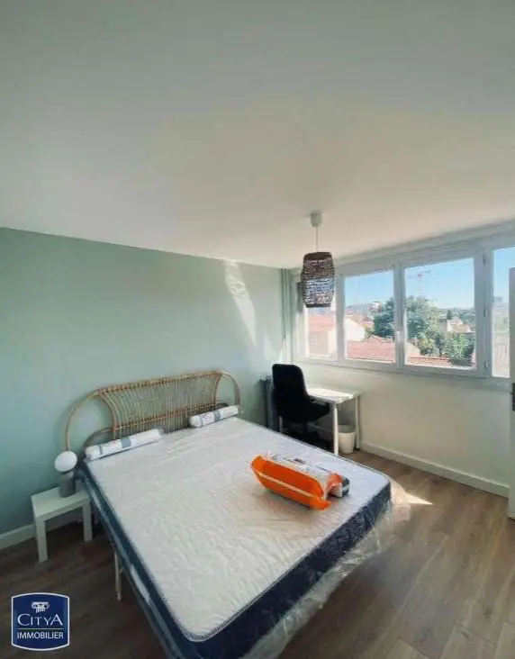 Photo 2 Appartement 1 pièce 10.12m²