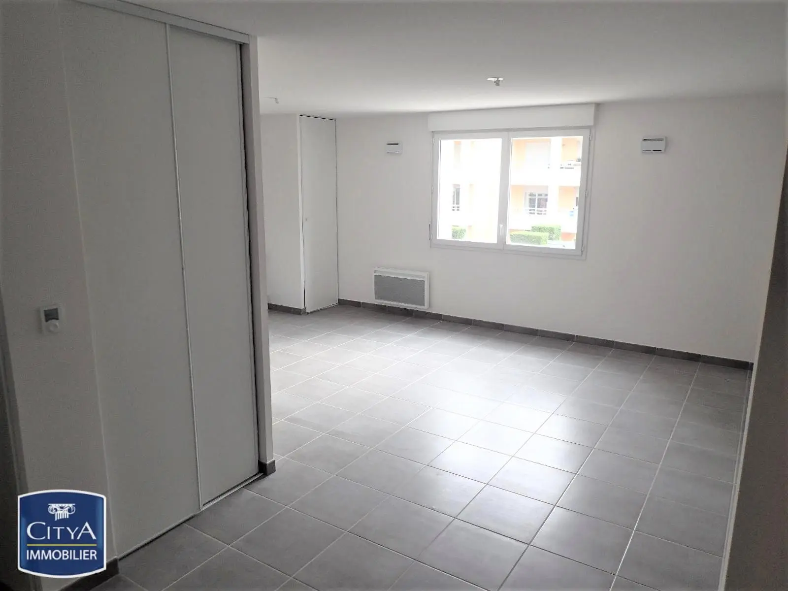 Photo 2 Appartement 1 pièce 34.48m²