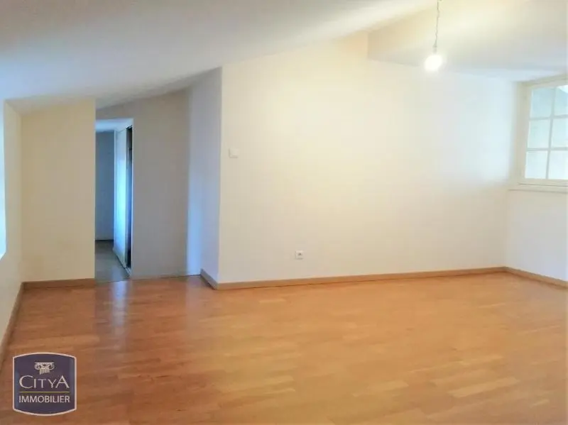 Photo 10 Appartement 4 pièces 135m²