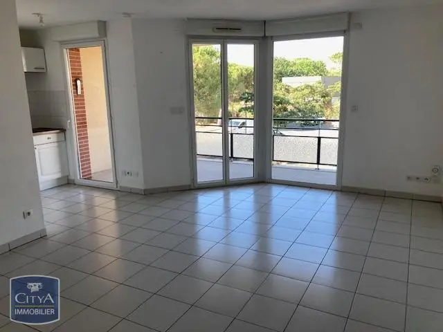 Photo 1 Appartement 1 pièce 30.57m²