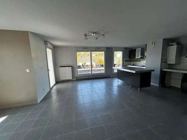 Photo 8 Appartement 5 pièces 104.81m²