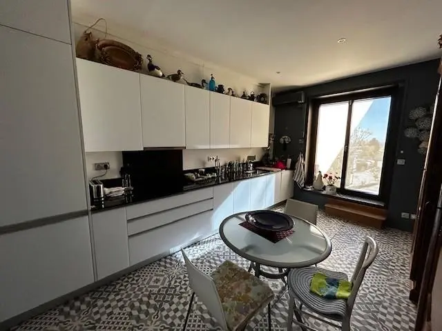 Photo 11 Appartement 5 pièces 157m²