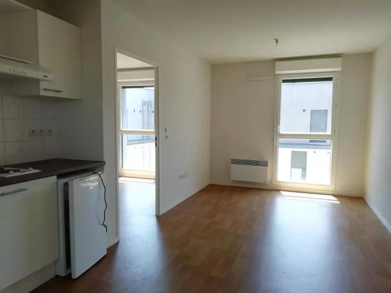 Illustration pour Appartement 2 pièces 33.85m² Photo Appartement 2 pièces 33.85m²