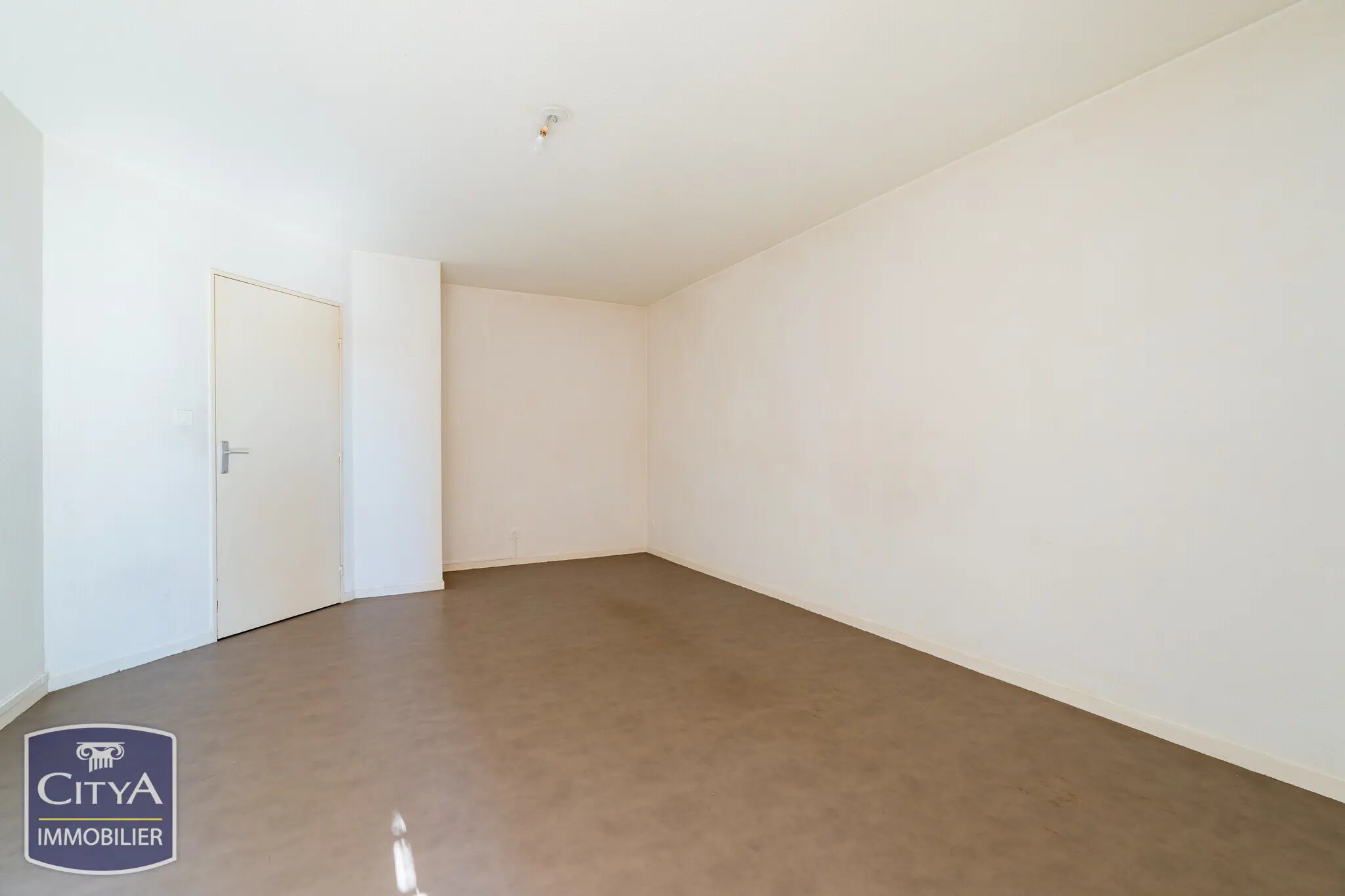 Photo 1 Appartement 2 pièces 46.87m²