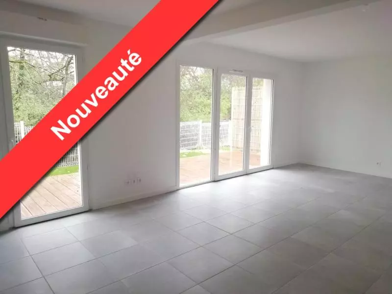 Illustration pour Maison 5 pièces 115m² Photo Maison 5 pièces 115m²