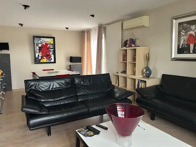 Photo 3 Appartement 4 pièces 99m²