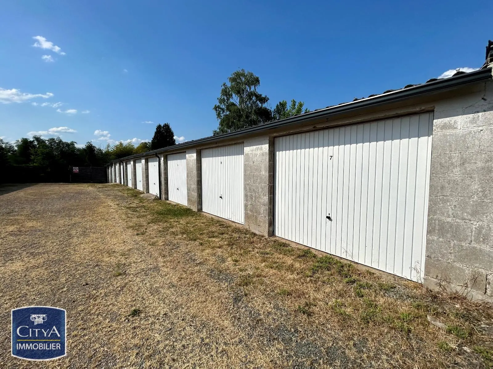 Photo 1 Parking 10m²