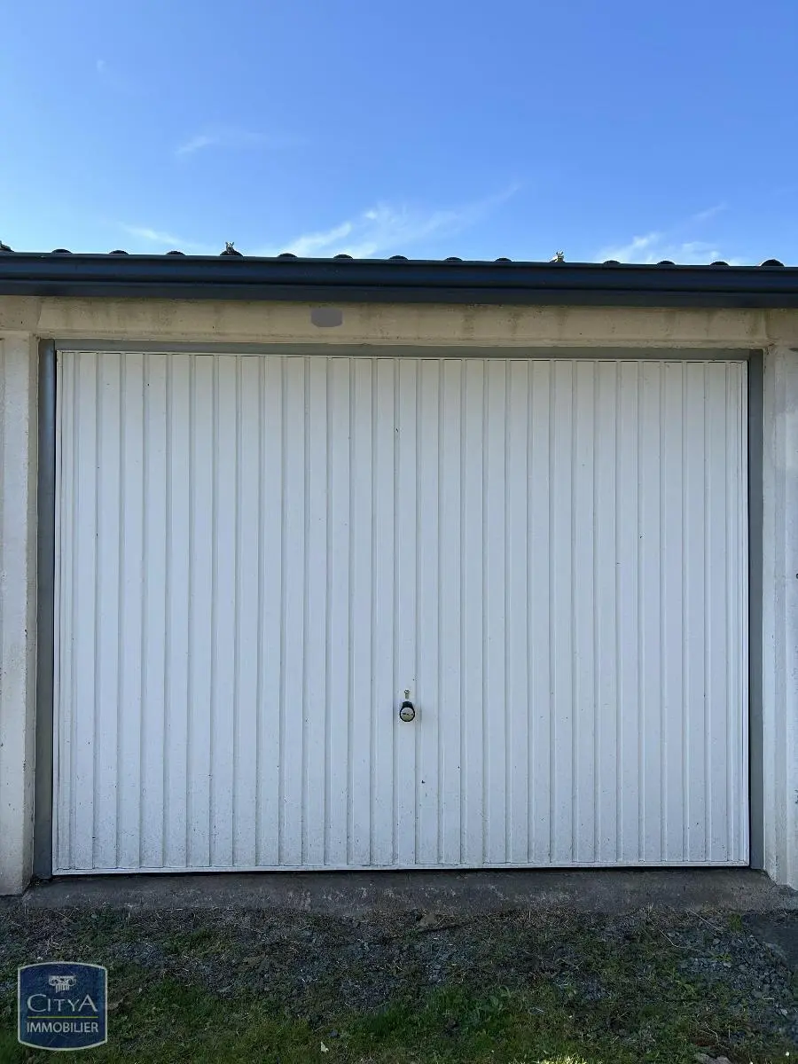 Photo 1 Parking 12m²