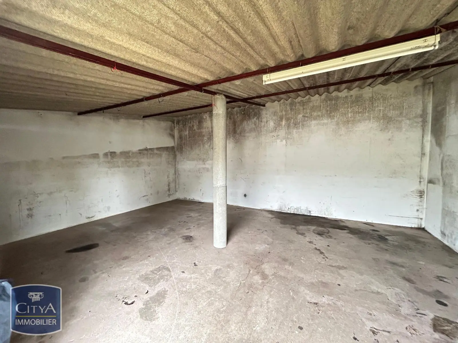 Photo 2 Parking 30m²