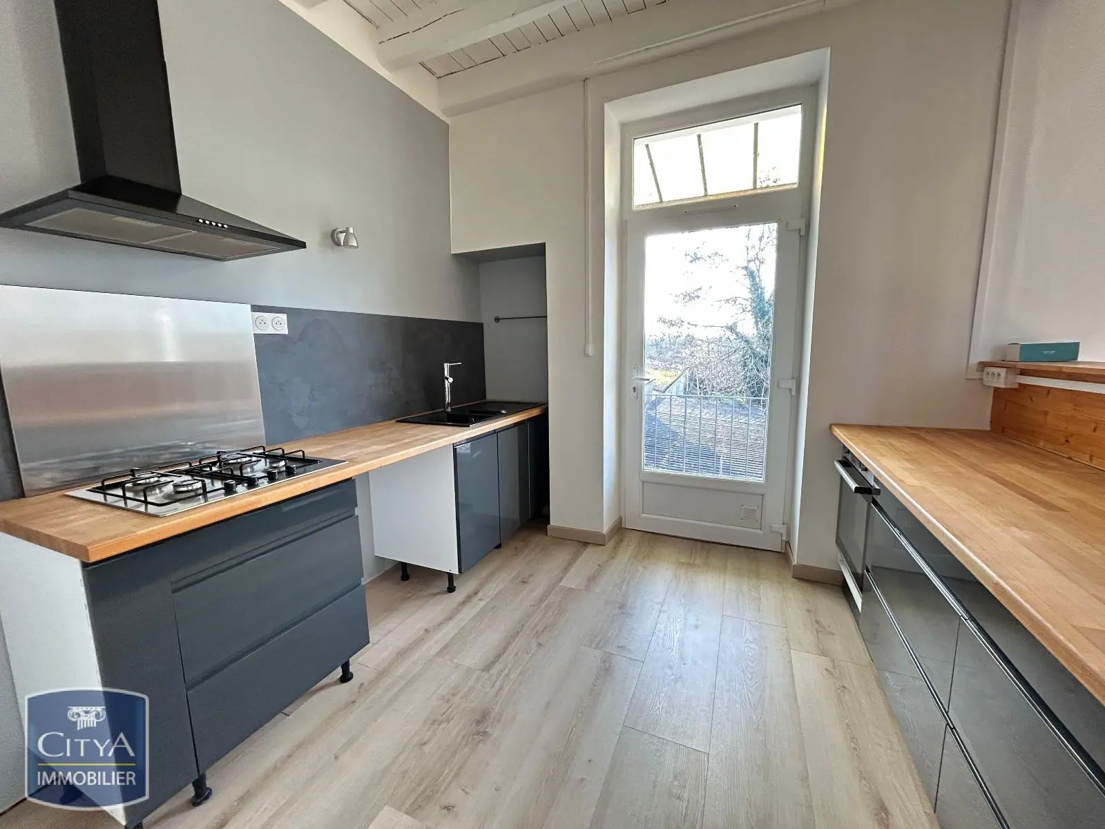 Photo 3 Appartement 4 pièces 97.16m²