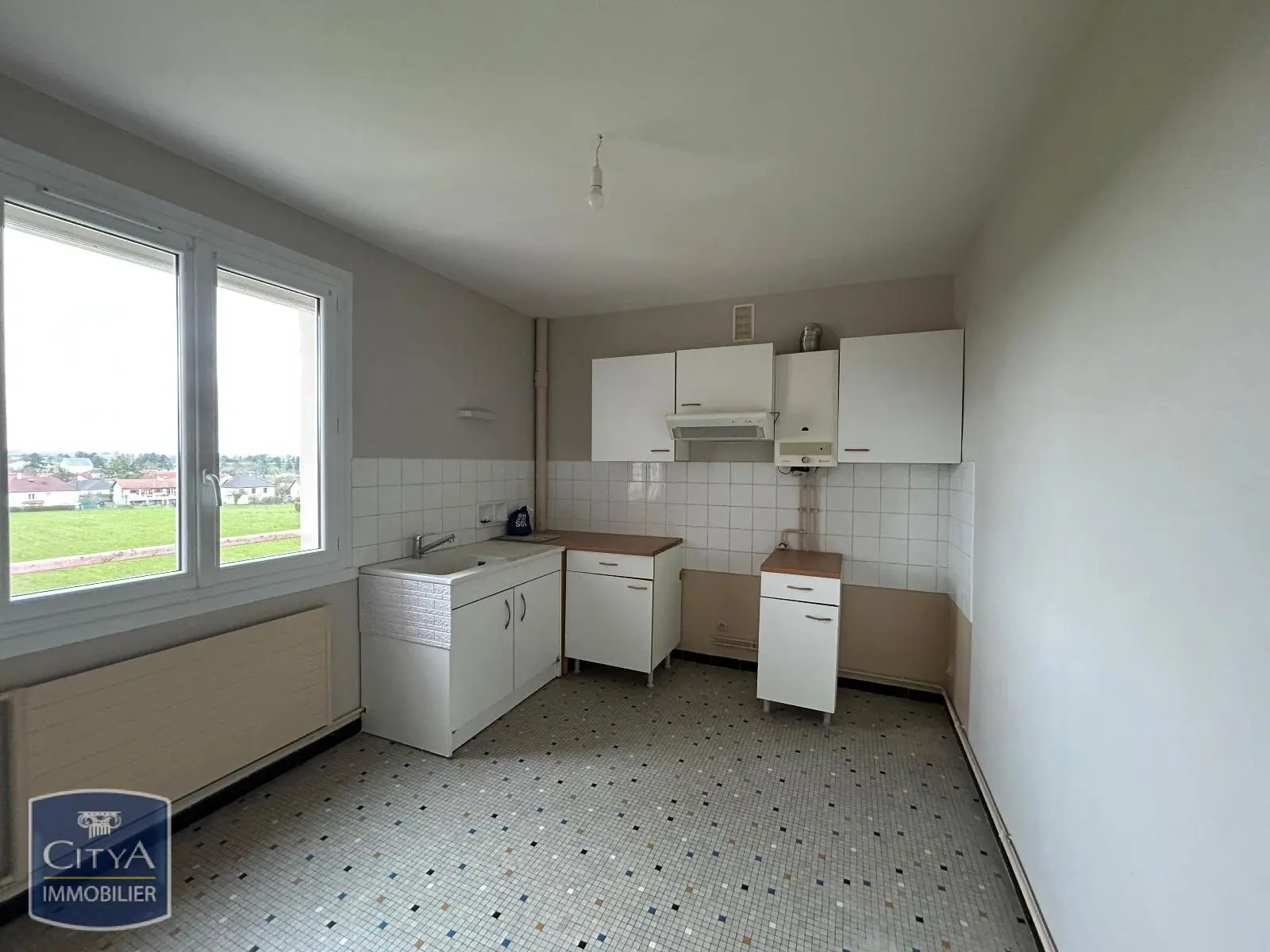 Photo 2 Appartement 4 pièces 83.18m²