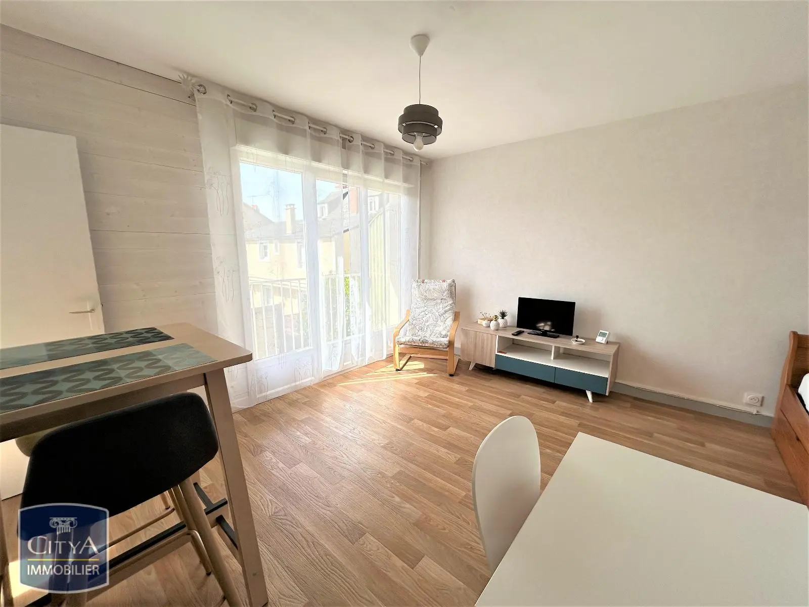 Photo 1 Appartement 1 pièce 26.42m²