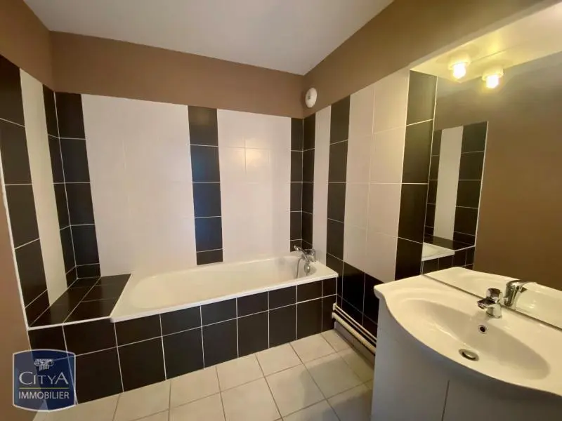 Photo 4 Appartement 2 pièces 45.7m²