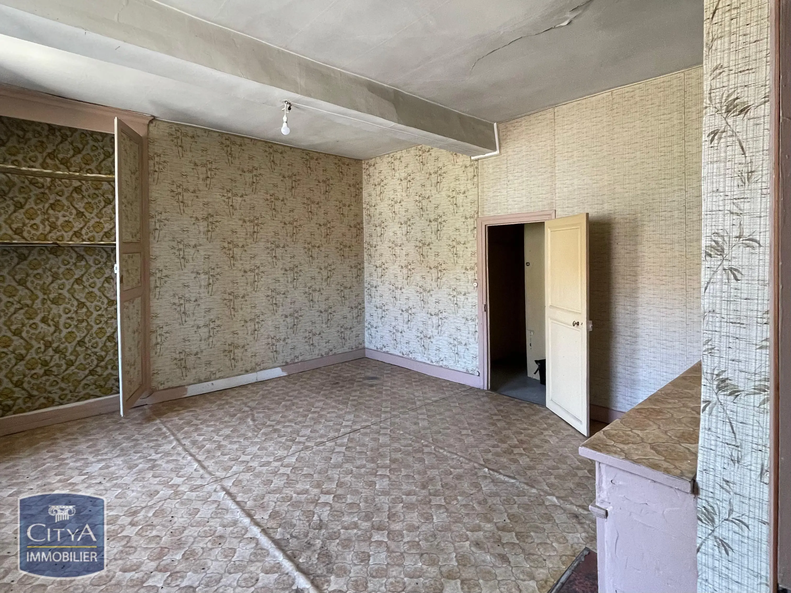 Photo 3 Immeuble 240m²