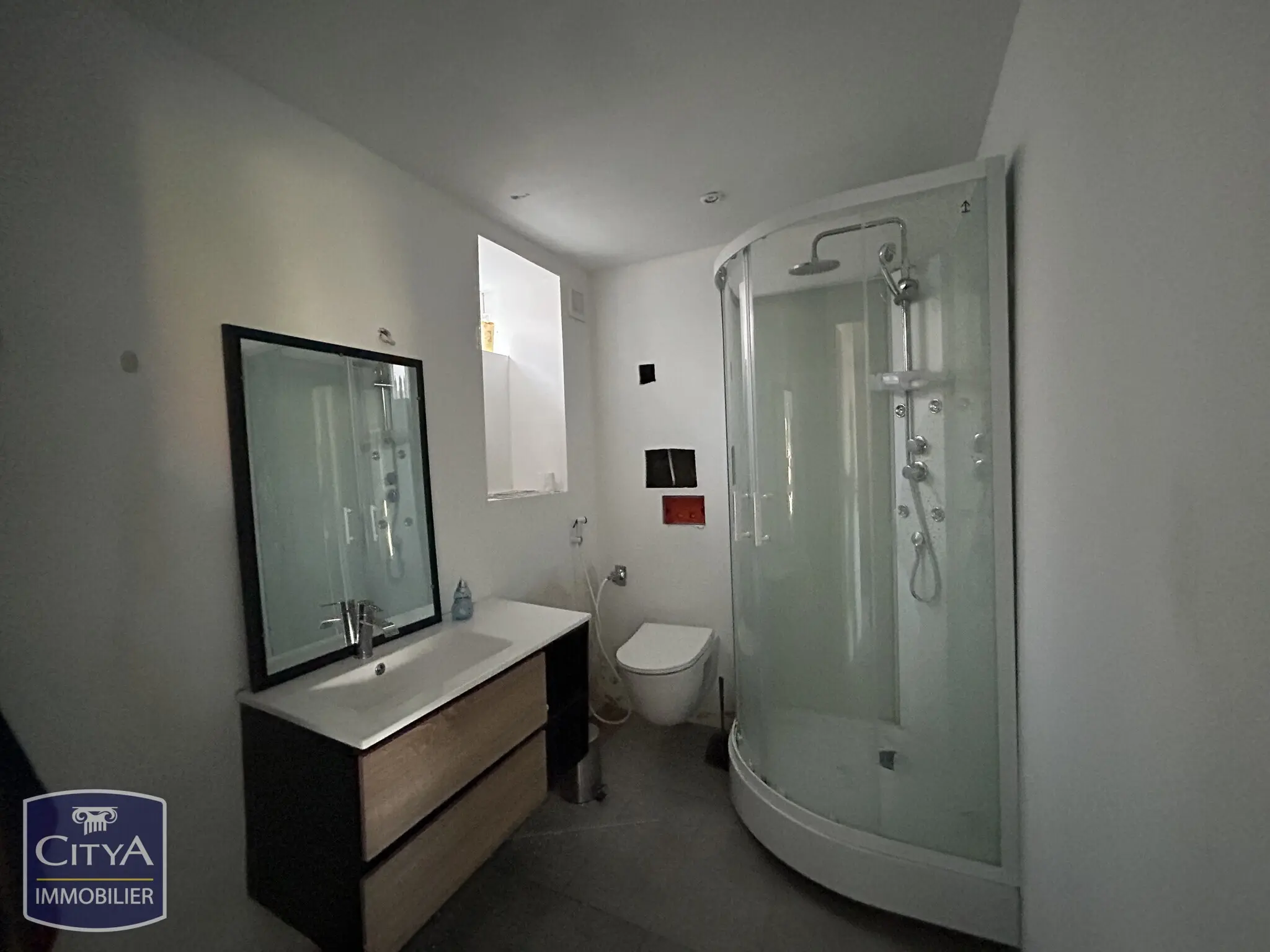 Photo 12 Immeuble 70m²