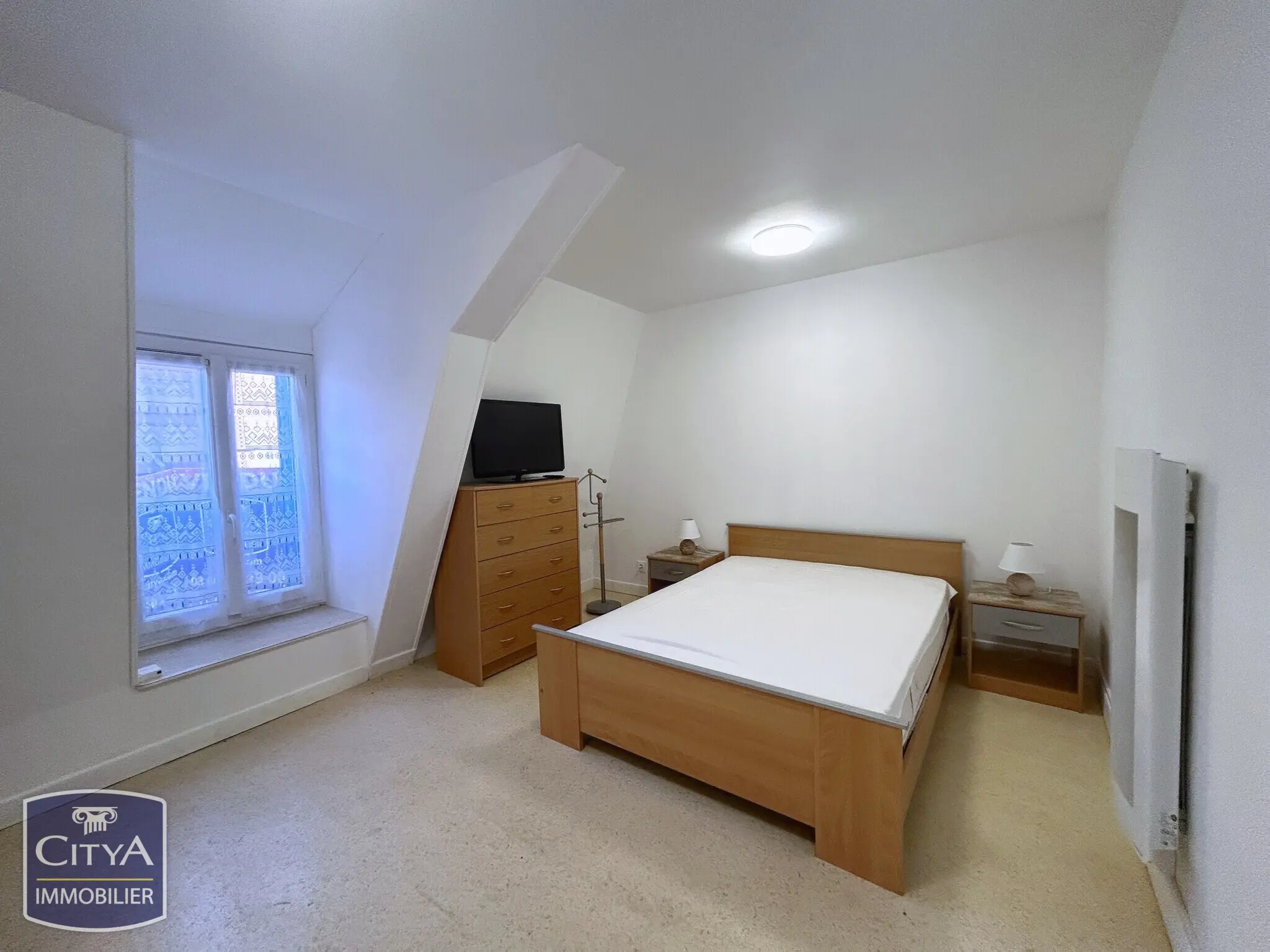 Maison à vendre 2 pièces 62.71 m² - Pougues-les-Eaux (58) - 68 000€ — 6