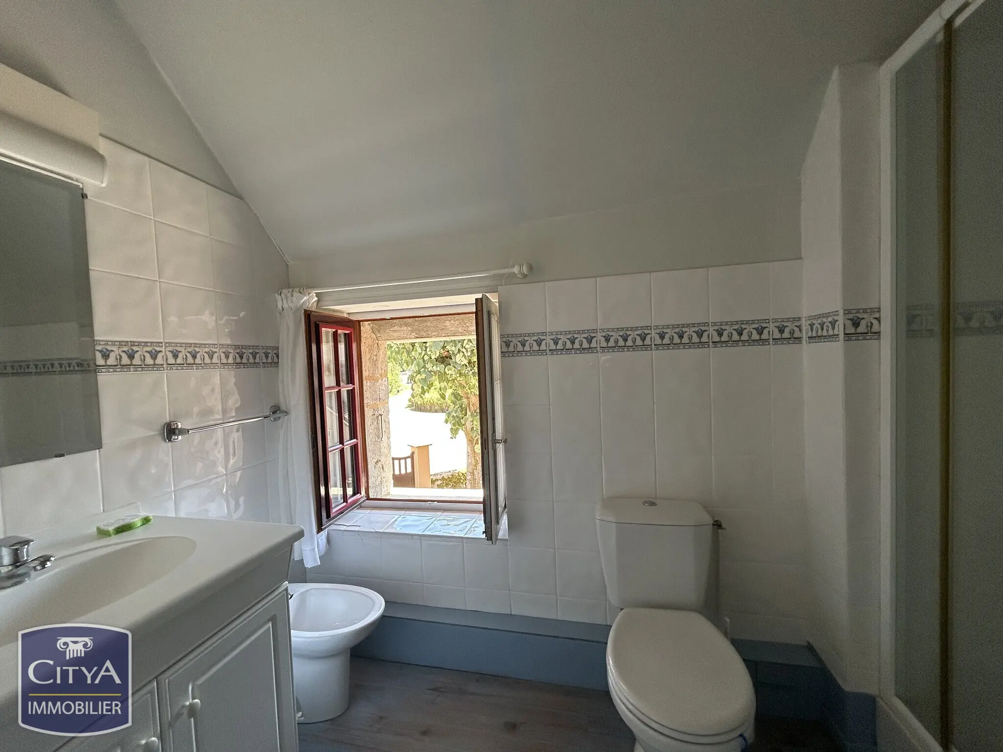 Photo 11 Maison 4 pièces 97.7m²