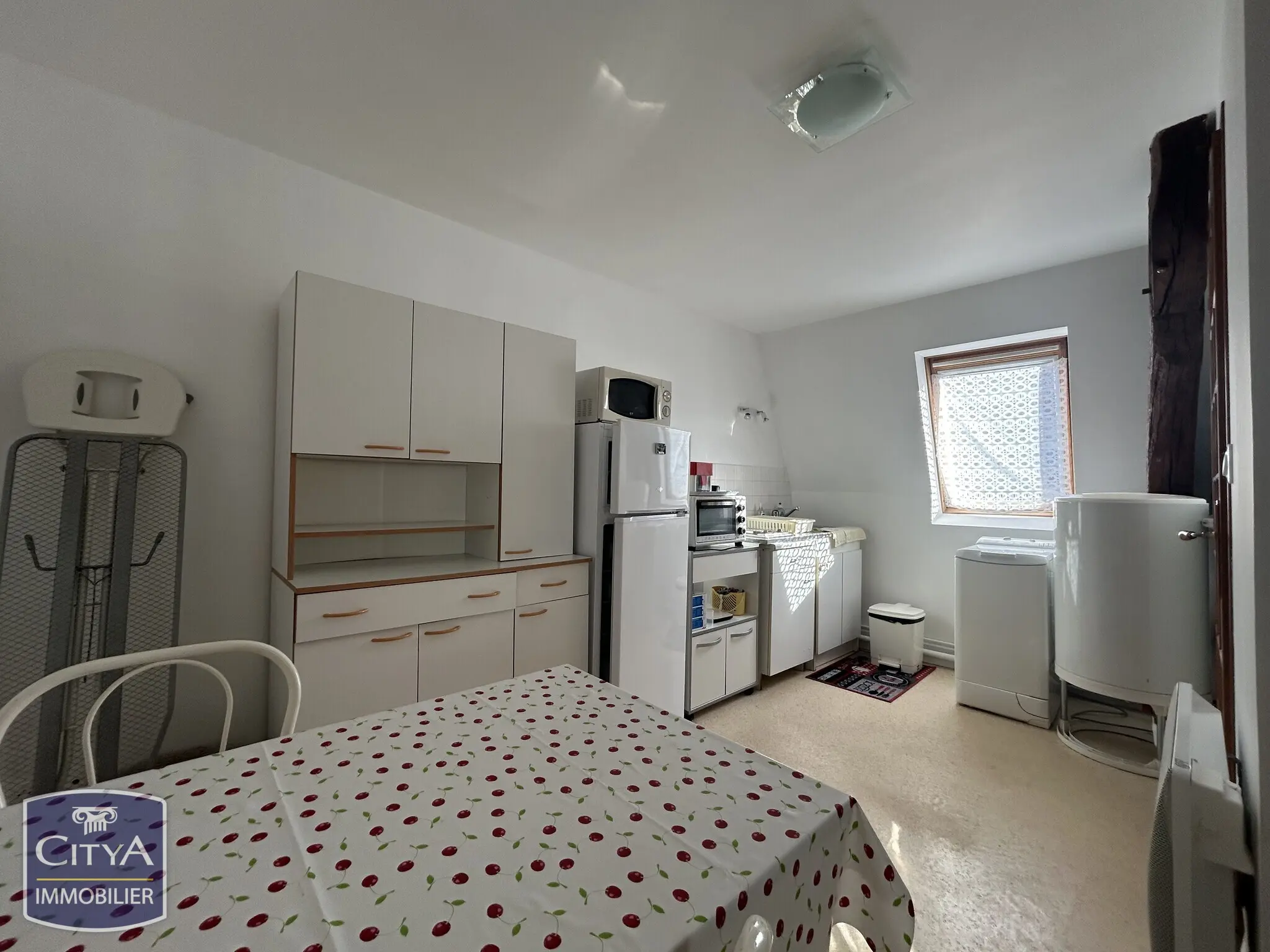 Maison à vendre 2 pièces 62.71 m² - Pougues-les-Eaux (58) - 68 000€ — 5