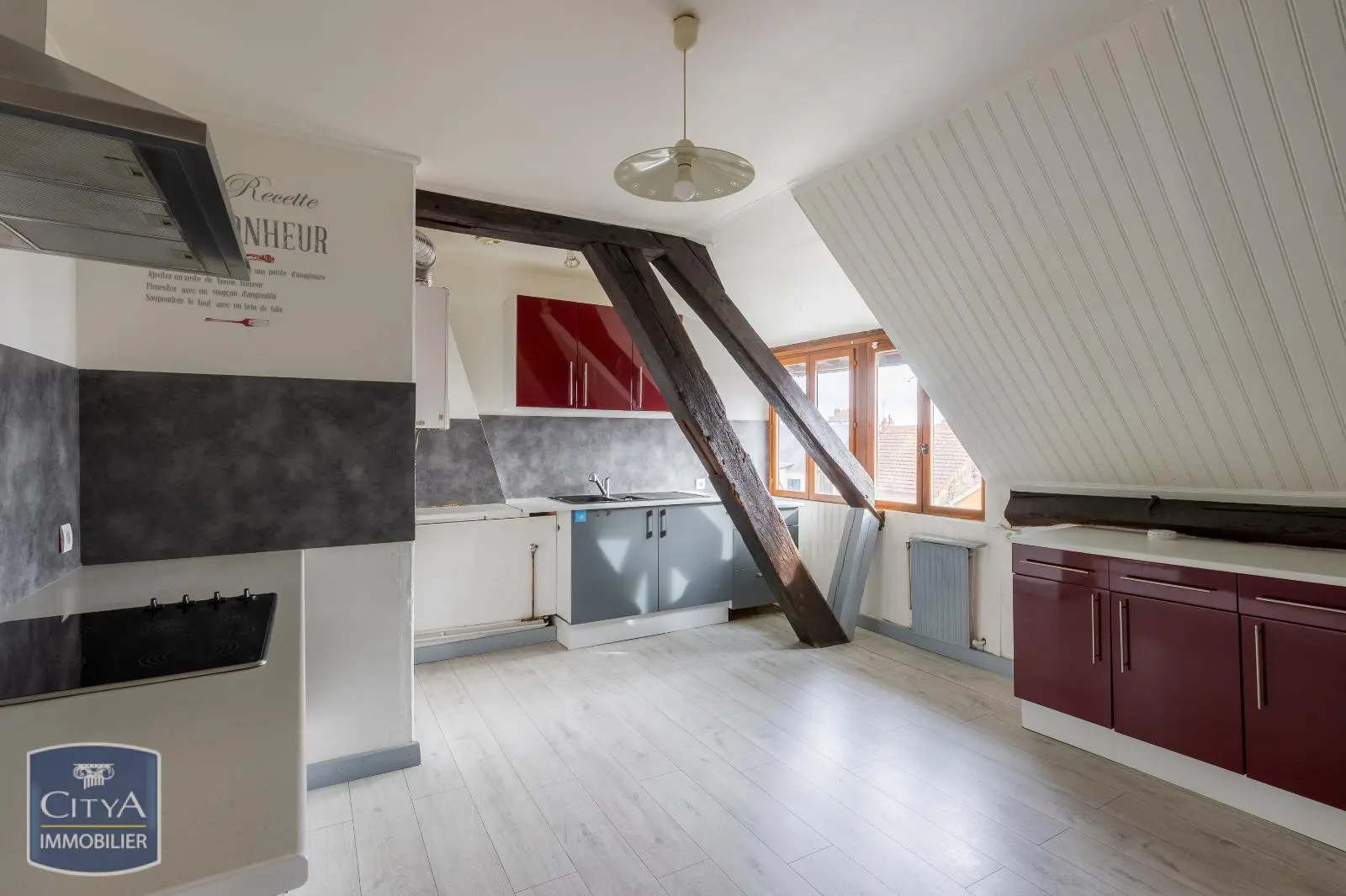 Photo 1 Appartement 4 pièces 80m²