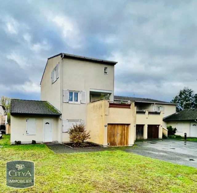 Photo 1 Appartement 4 pièces 80.81m²