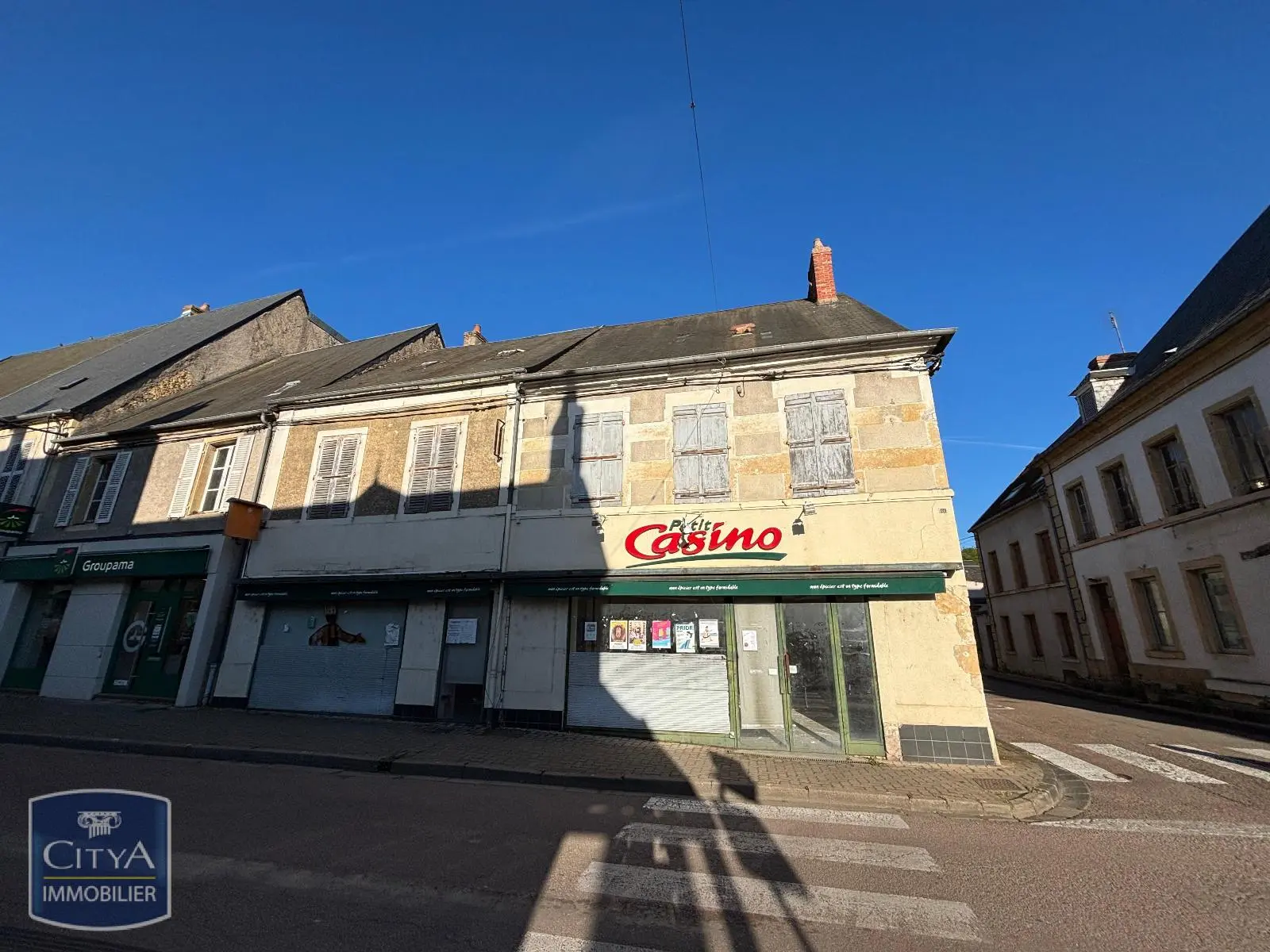 Photo 2 Immeuble 276m²