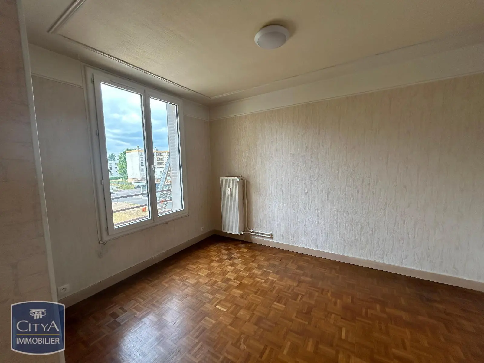 Photo 2 Appartement 4 pièces 84.37m²