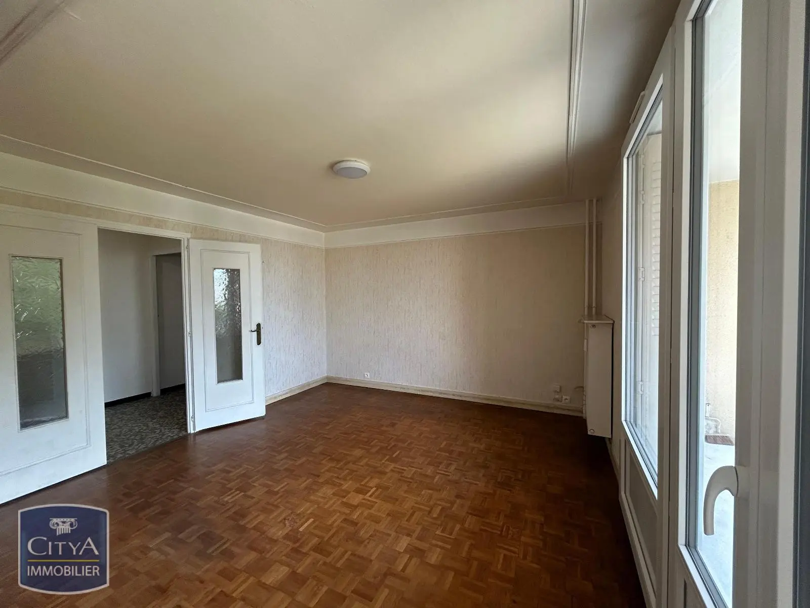 Photo 3 Appartement 4 pièces 84.37m²