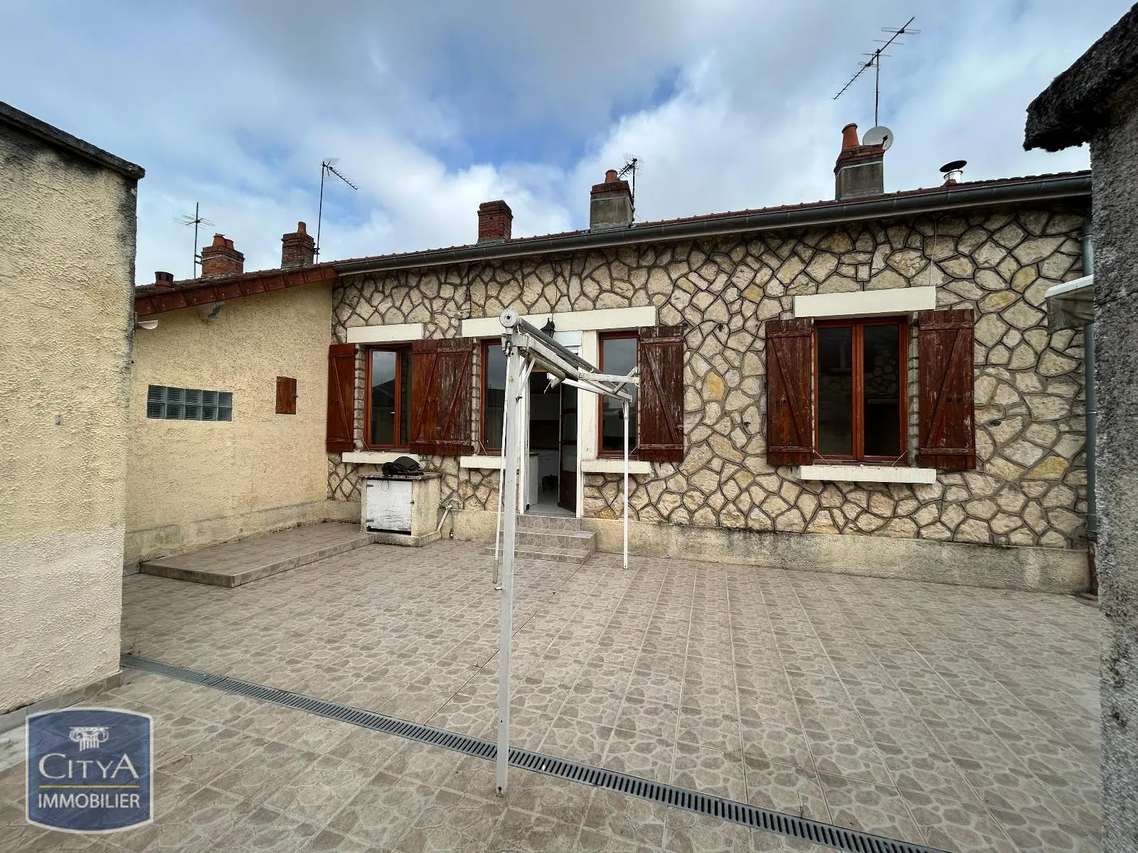 Photo 8 maison Marseilles-lès-Aubigny