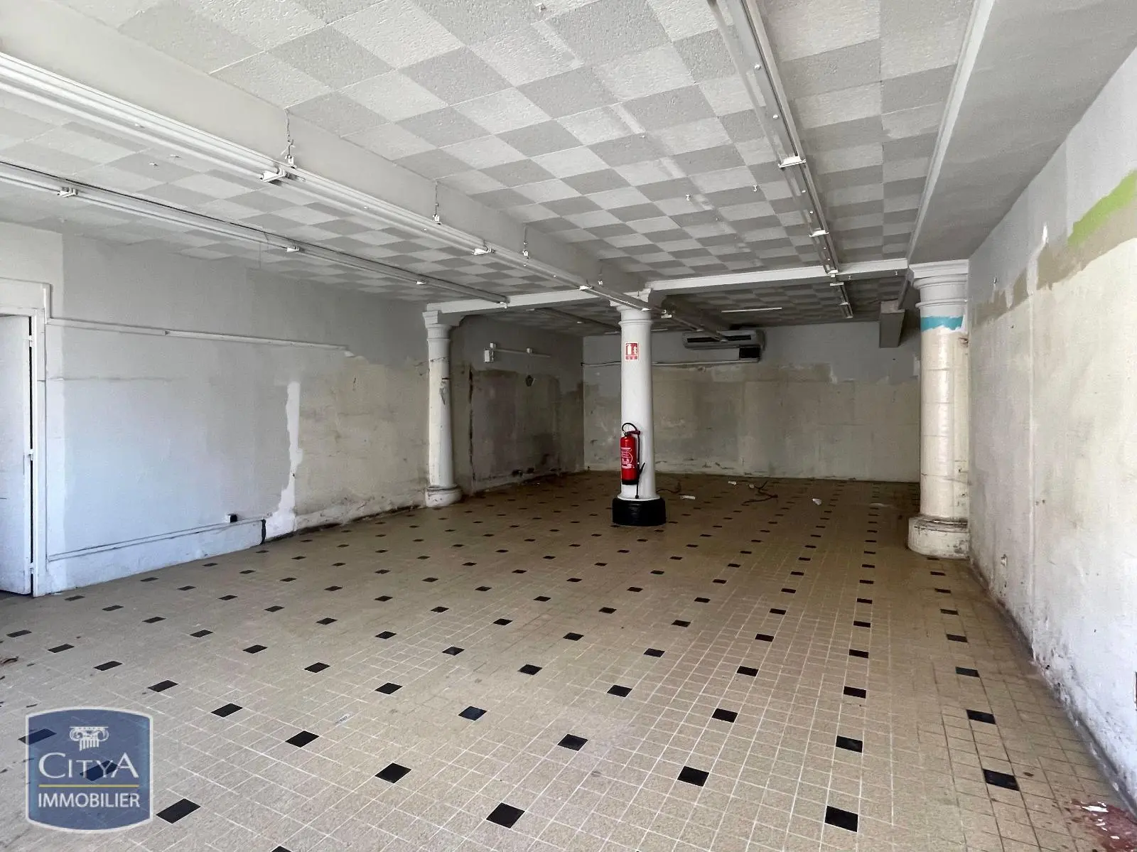 Photo 7 Immeuble 240m²