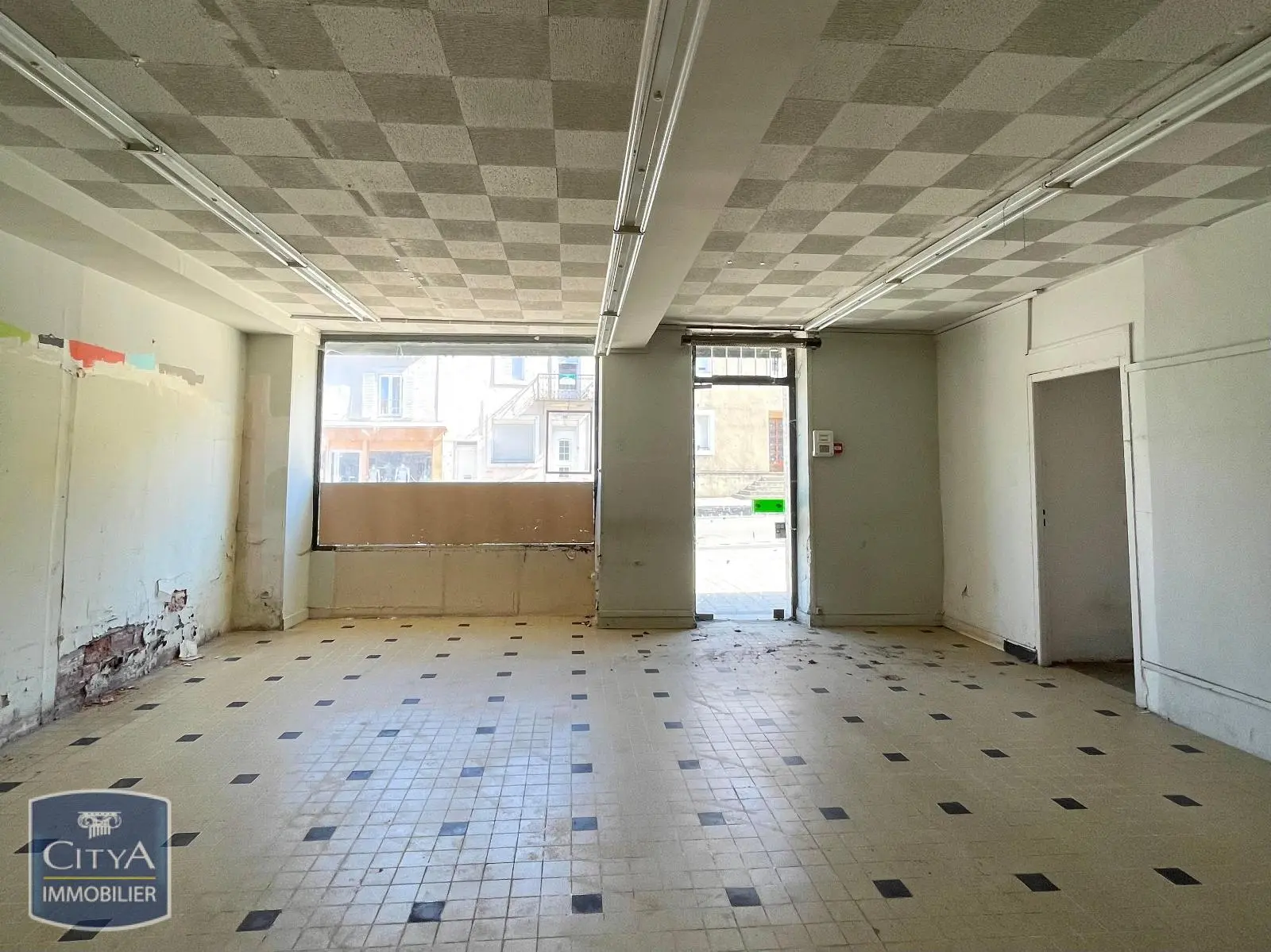 Photo 8 Immeuble 240m²