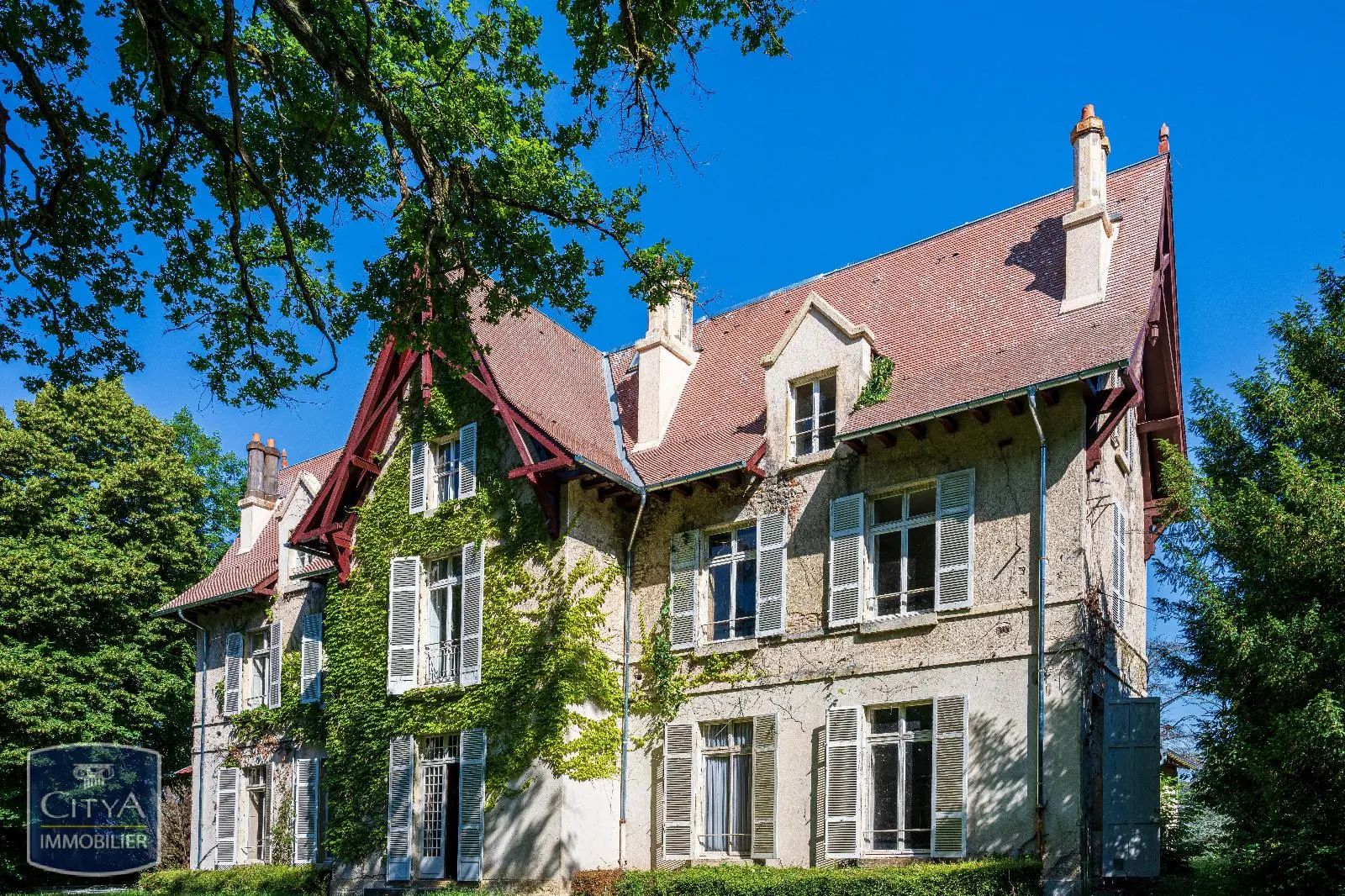 Photo 1 Demeure 15 pièces 416.94m²