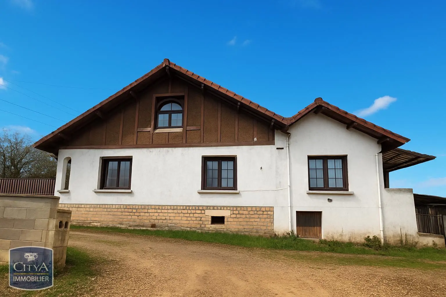 Photo 1 Maison 4 pièces 92.8m²