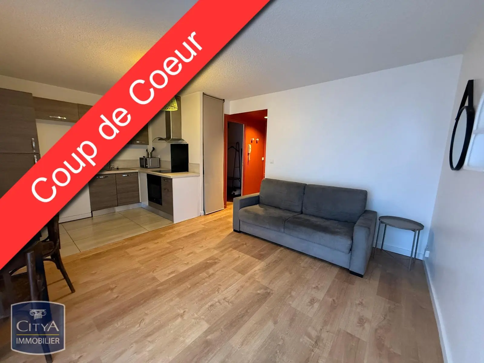 Photo 1 Appartement 1 pièce 27.78m²