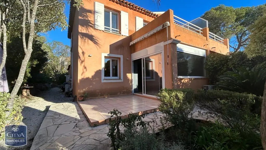 Photo 2 Maison 4 pièces 84.32m²