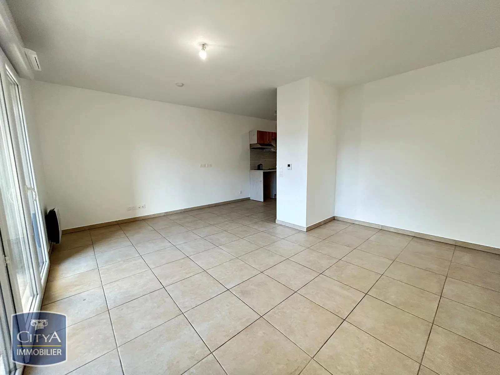 Photo 1 Appartement 1 pièce 30.04m²