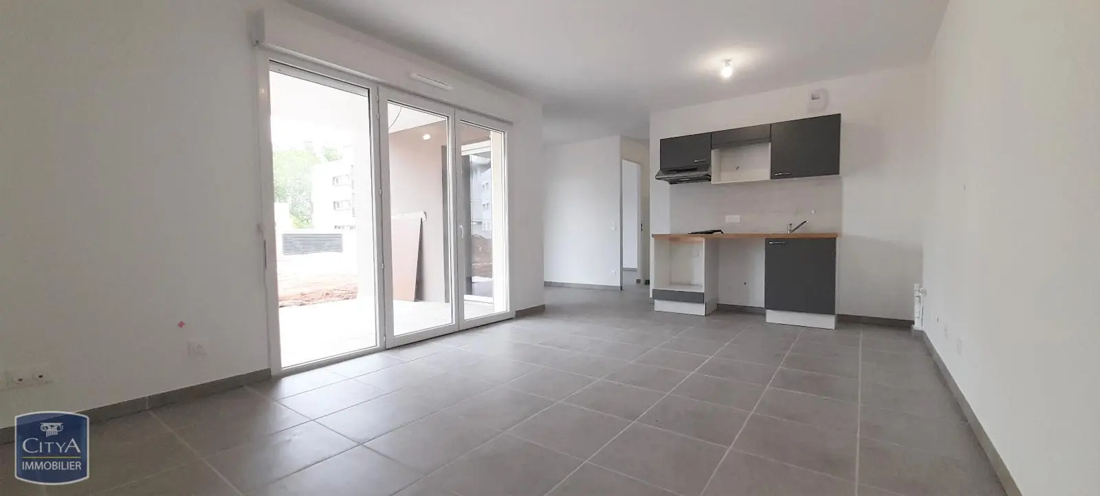 Photo 1 Appartement 2 pièces 50.59m²