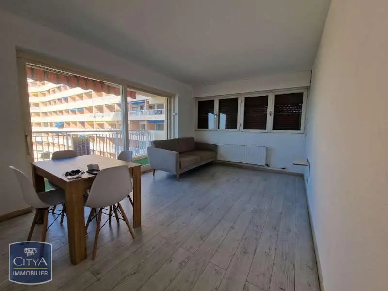 Photo 2 Appartement 2 pièces 37.74m²