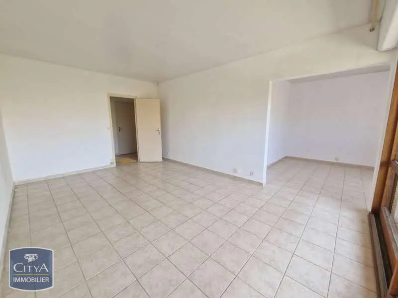 Photo 2 Appartement 4 pièces 76.55m²