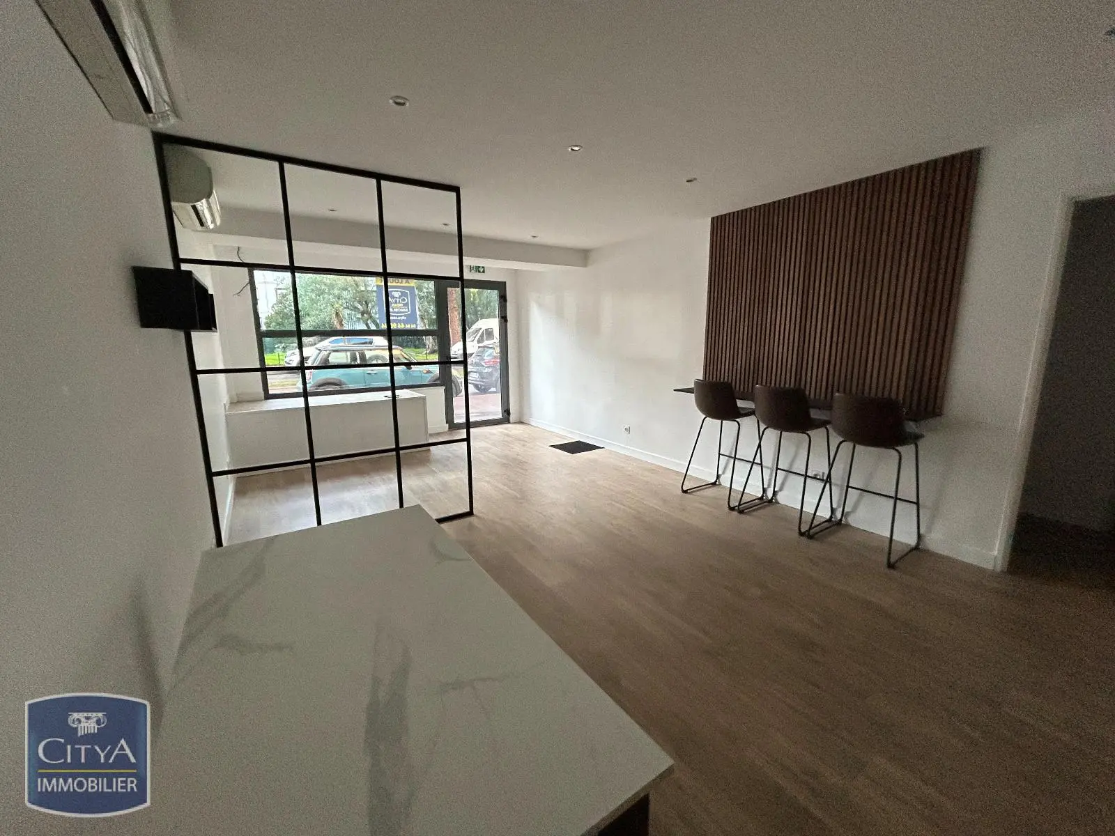 Photo 6 Local Professionnel 2 pièces