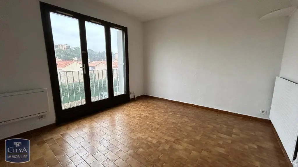 Photo 1 Appartement 1 pièce 18.96m²