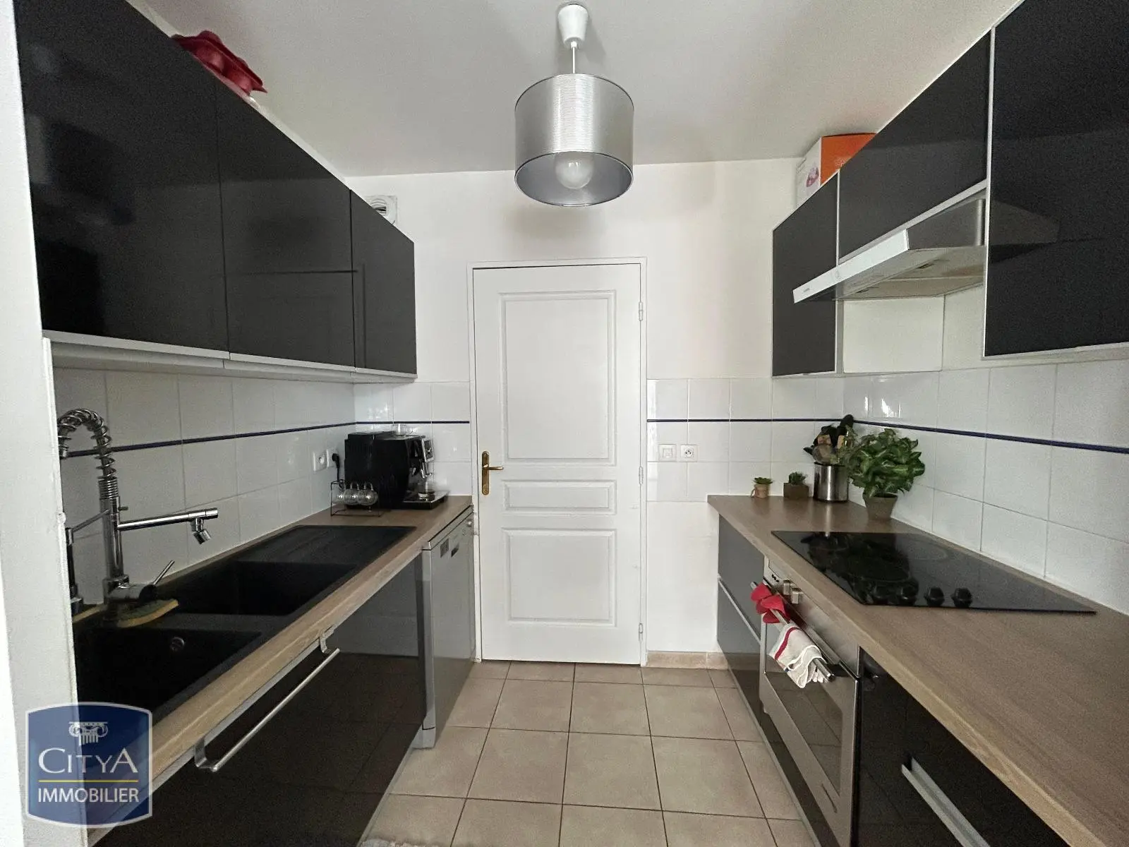 Photo 2 Appartement 4 pièces 80m²