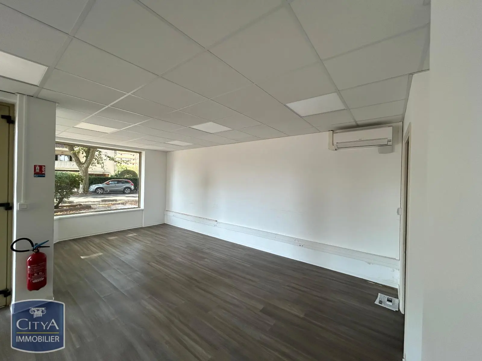 Photo 3 Local Commercial 62m²